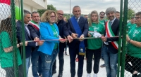 Inaugurato a Garaguso scalo il nuovo impianto esterno per il calcio a 5 dell’IPSASR. Il Presidente della Provincia di Matera, Piero Marrese: “Migliorare la qualità della vita scolastica degli studenti: è questo l’obiettivo dell’Ente che guido”.