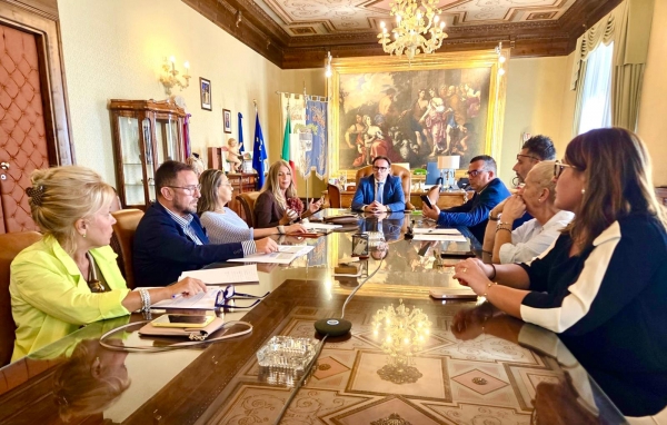 Il Presidente della Provincia di Matera, Francesco Mancini, e la Commissione provinciale Trasporti e Mobilità Scolastica incontrano dirigenti scolastici, Cotrab e Sita: al vaglio le criticità di avvio anno scolastico nel settore trasporti